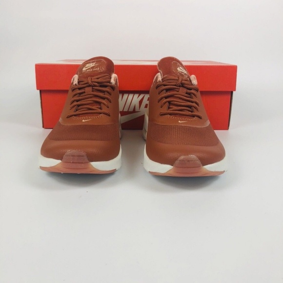 Nike Air Max Thea LX Special Edition - Picture 4 of 6